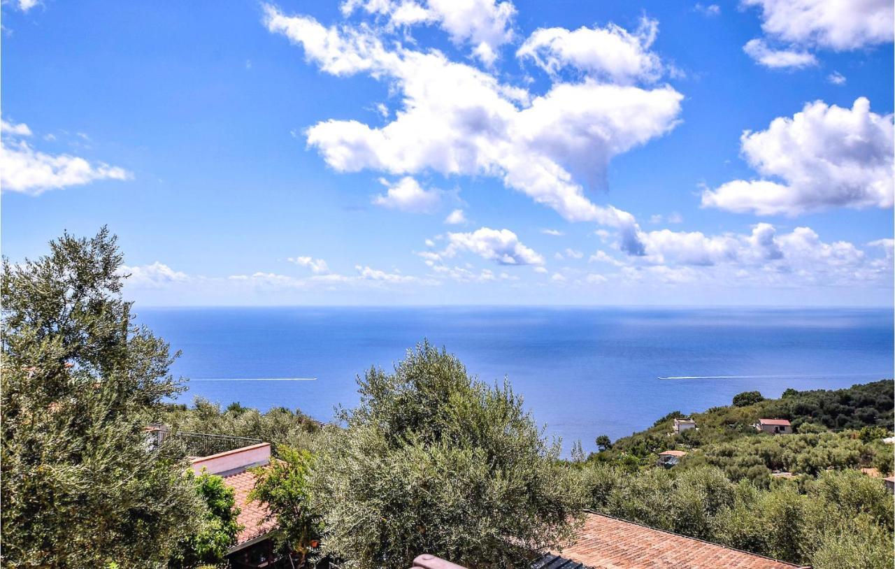 Cozy Apartment In Massa Lubrense Bagian luar foto