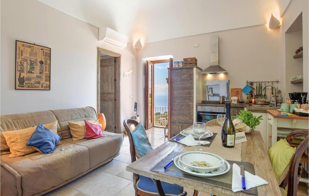 Cozy Apartment In Massa Lubrense Bagian luar foto